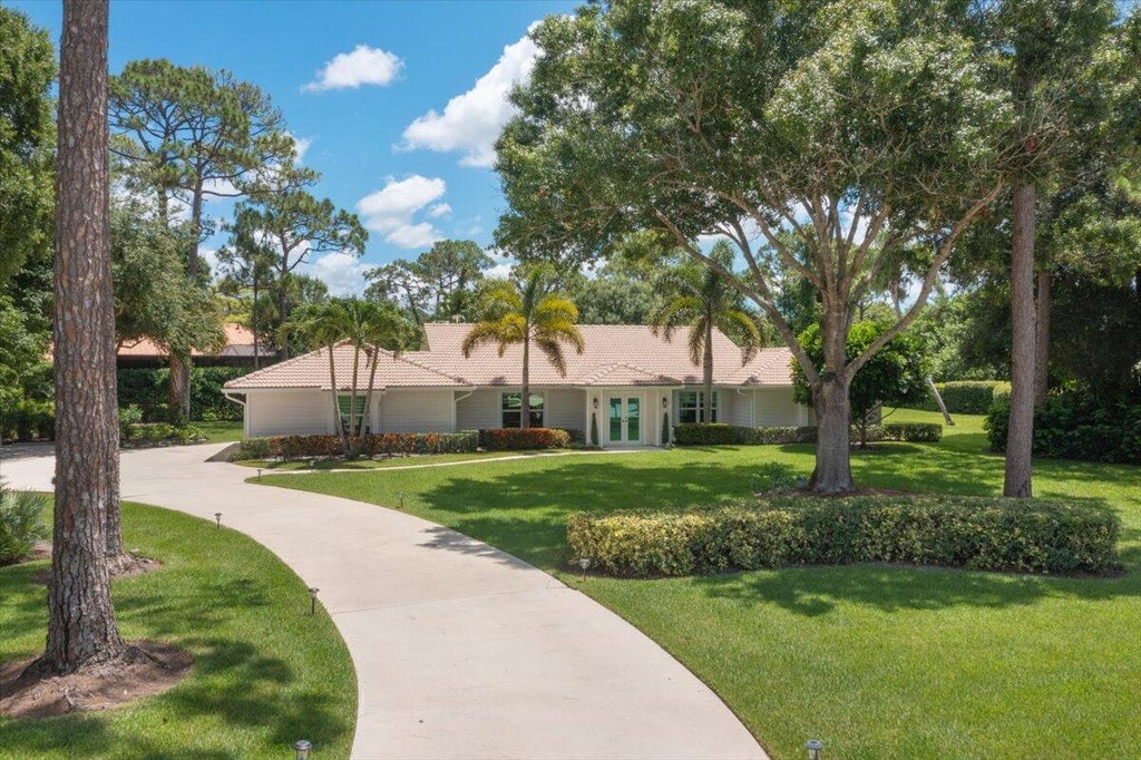 Photo of 7724 Wexford Way, Port Saint Lucie, FL 34986 (MLS # R11051923)