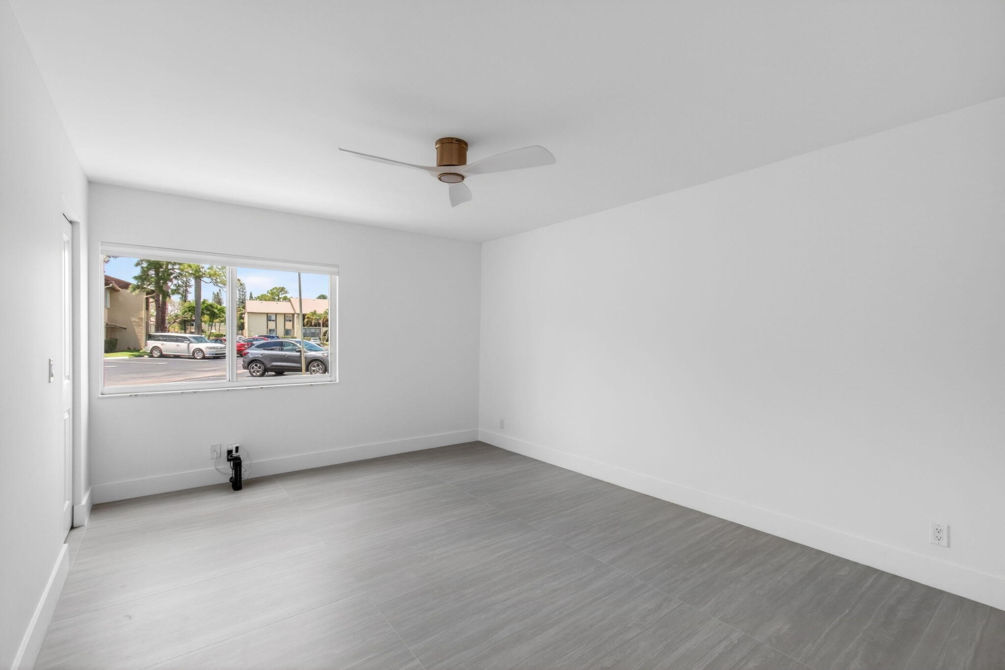 PINE RIDGE III CONDO - Residential