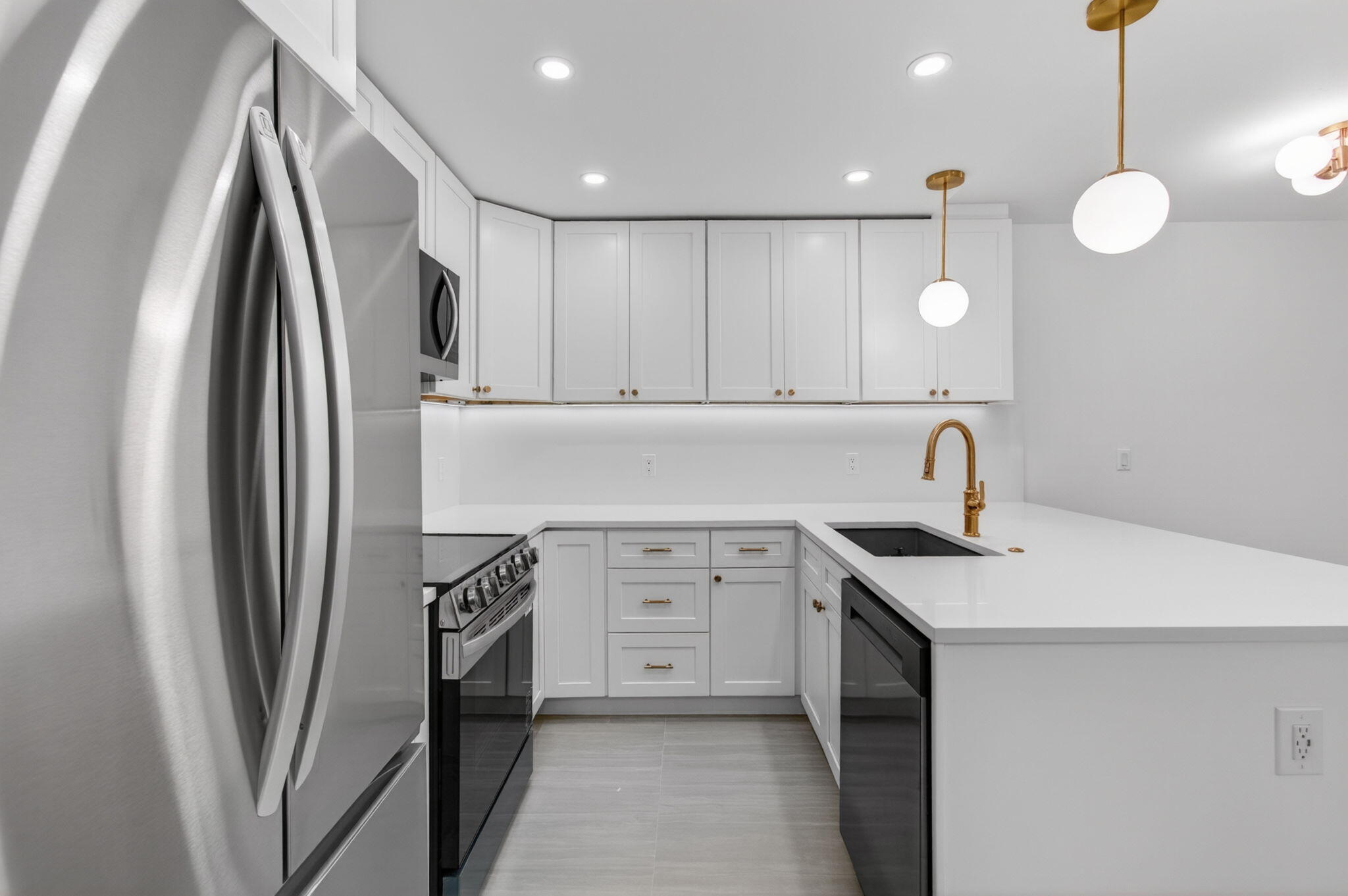 PINE RIDGE III CONDO - Residential