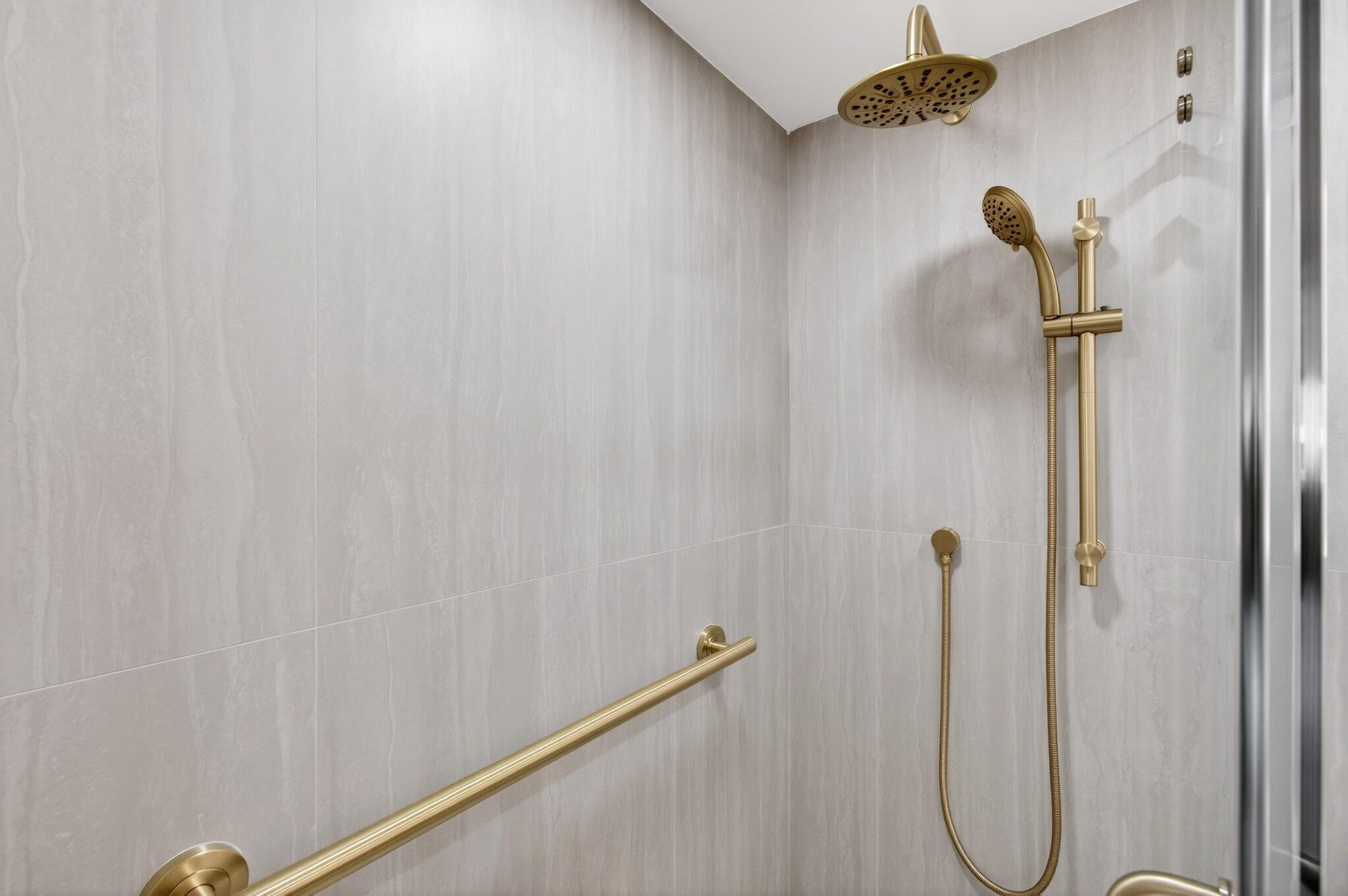 PINE RIDGE III CONDO - Residential