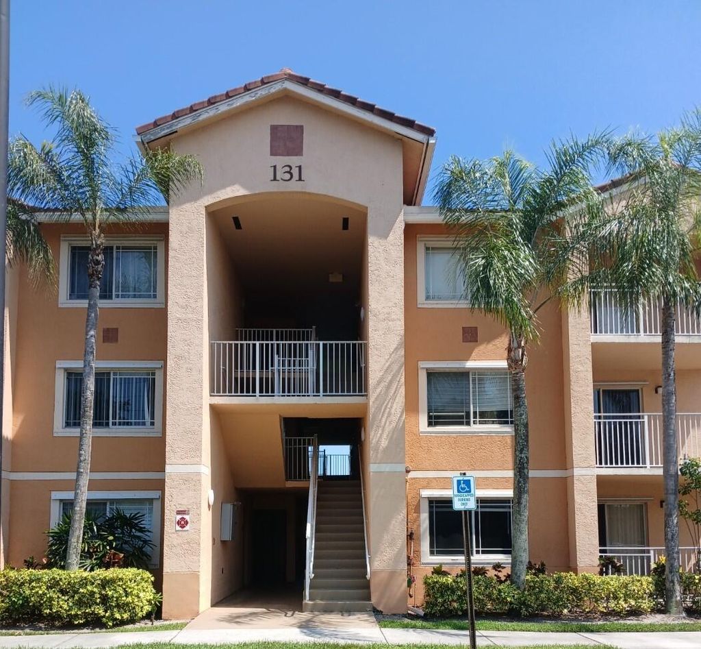 Photo of 131 SW Palm Drive #107, Port Saint Lucie, FL 34986 (MLS # R11000112)