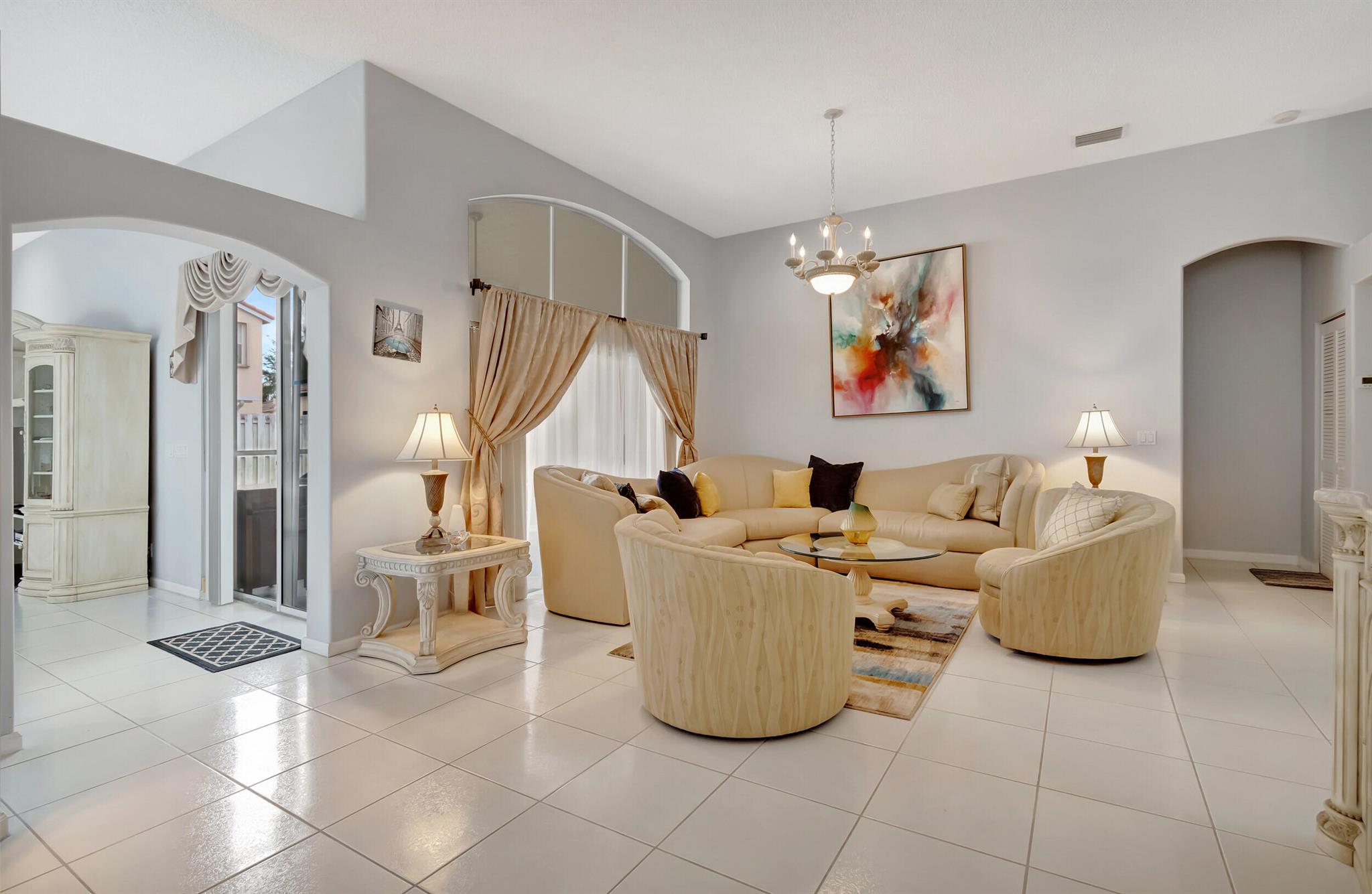 WINSTON TRAILS PAR 10 - Residential Lease