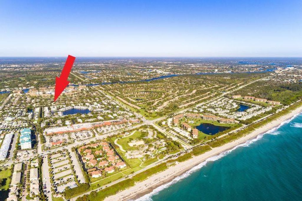 Photo of 1718 17th Court, Jupiter, FL 33477 (MLS # R10864126)