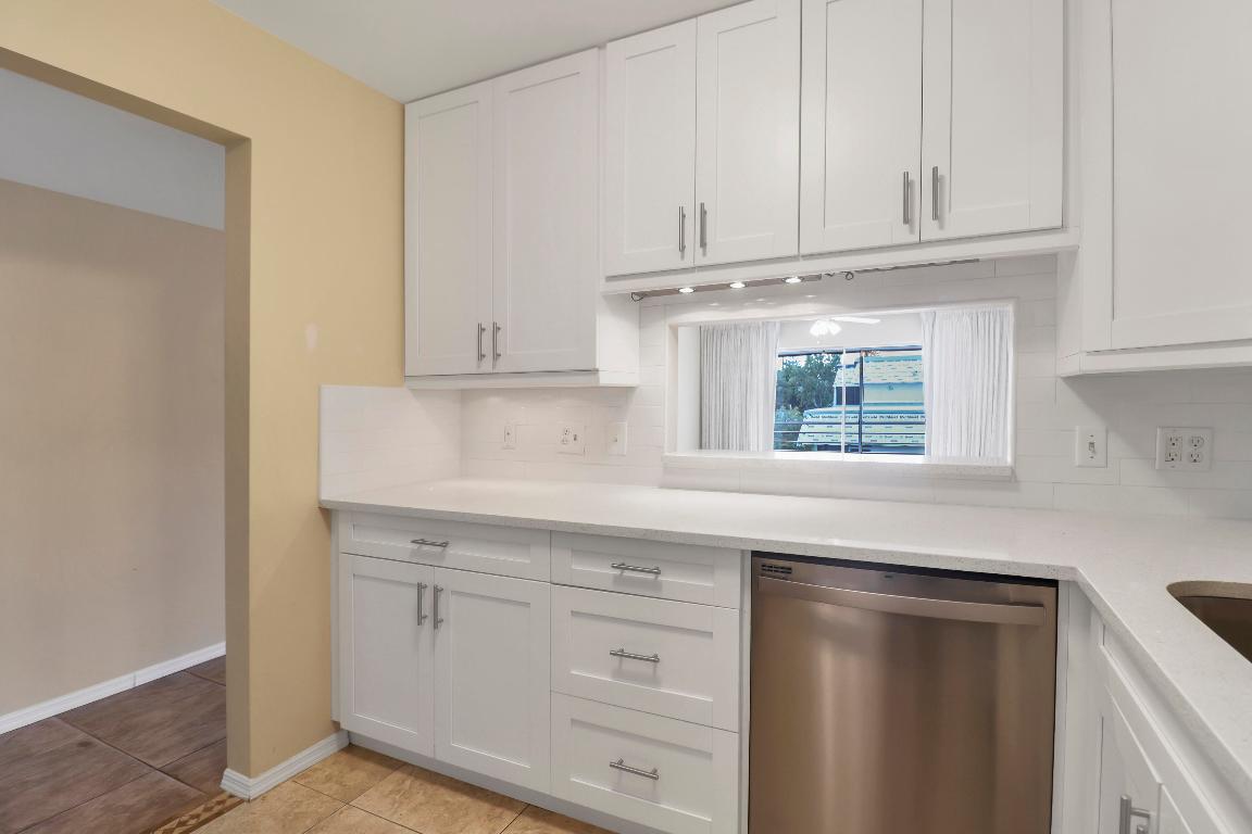 GREENWAY VILLAGE SOUTH CONDO 3 - Residential