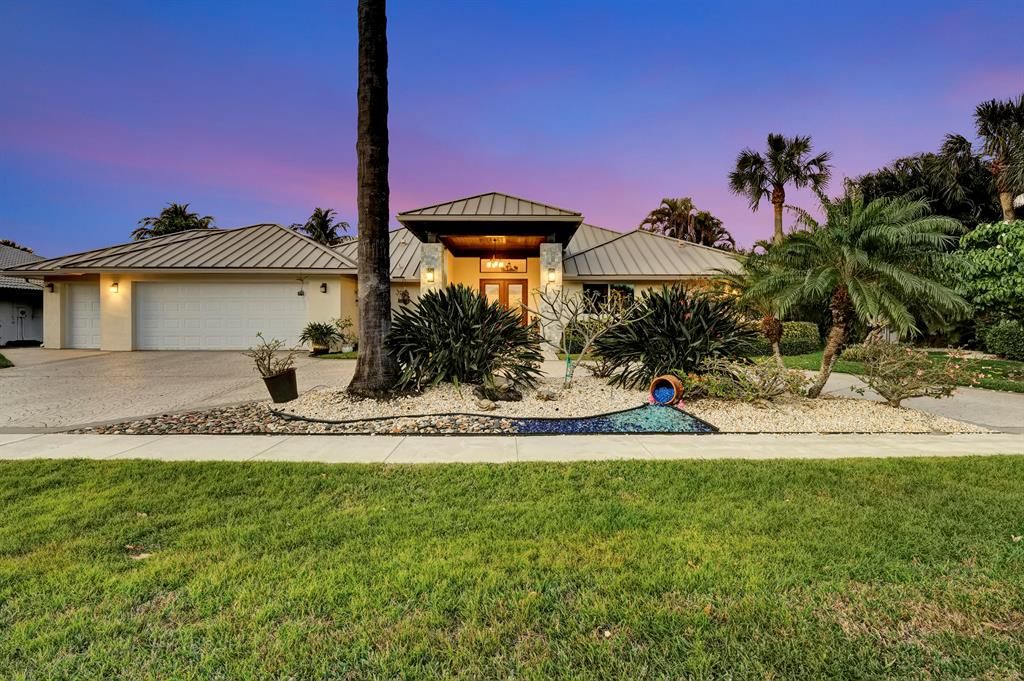 Photo of 3971 Live Oak Boulevard, Delray Beach, FL 33445 (MLS # R10683415)