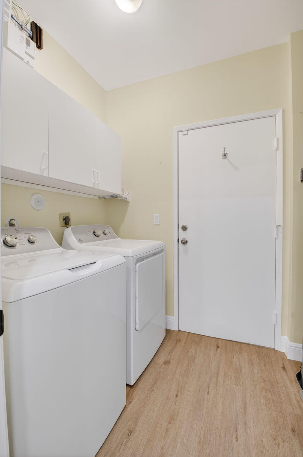 WHISPER WALK - Residential