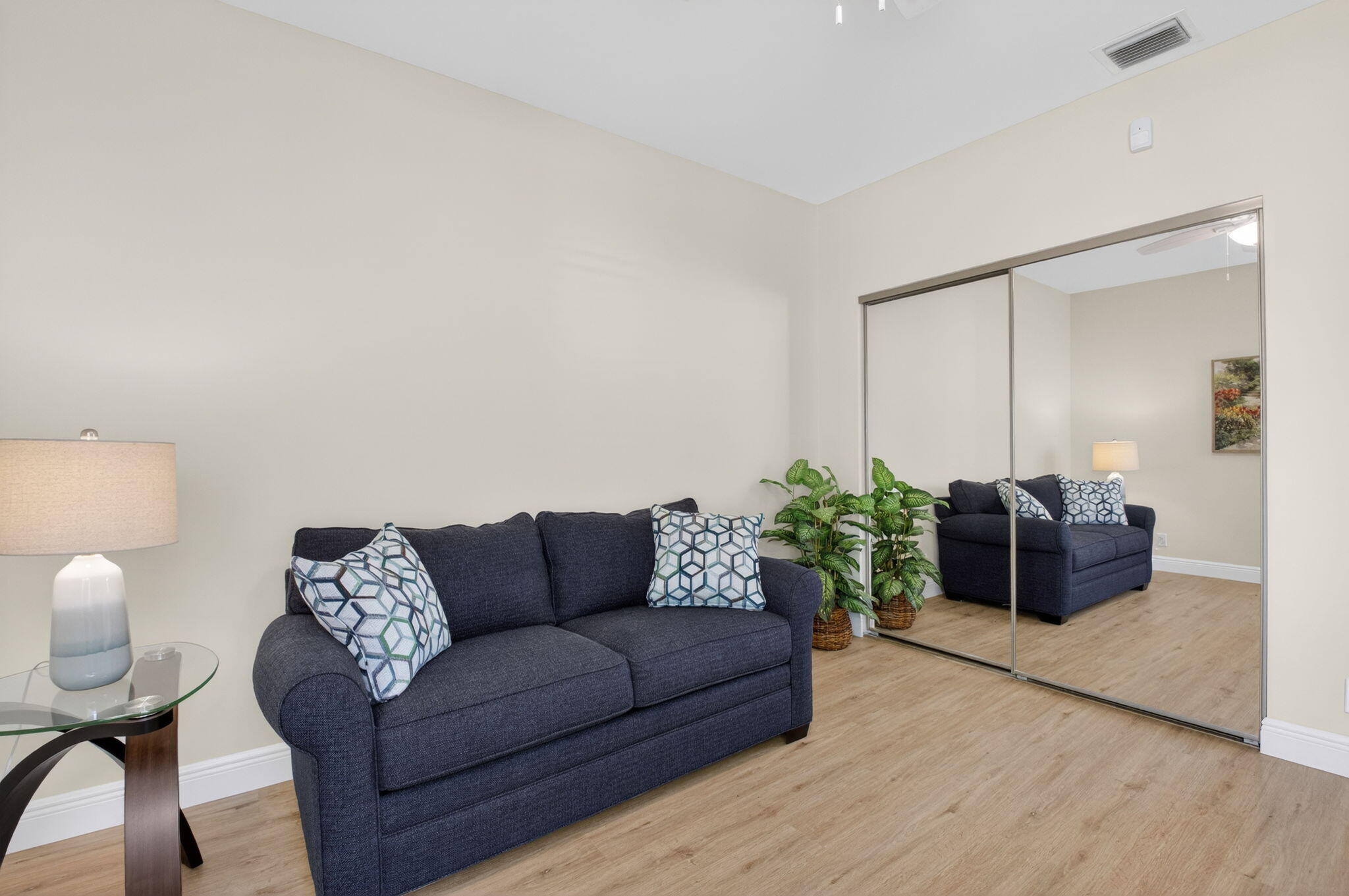 WHISPER WALK - Residential