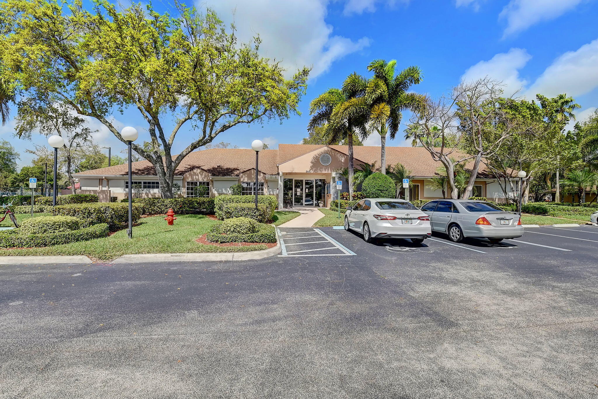 WHISPER WALK - Residential