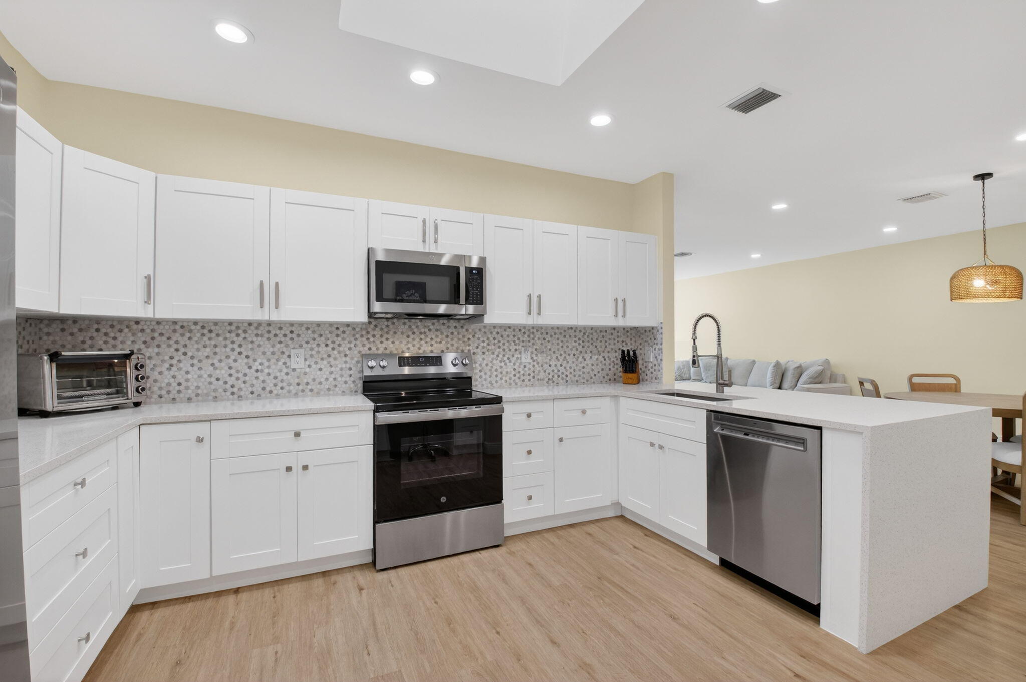 WHISPER WALK - Residential