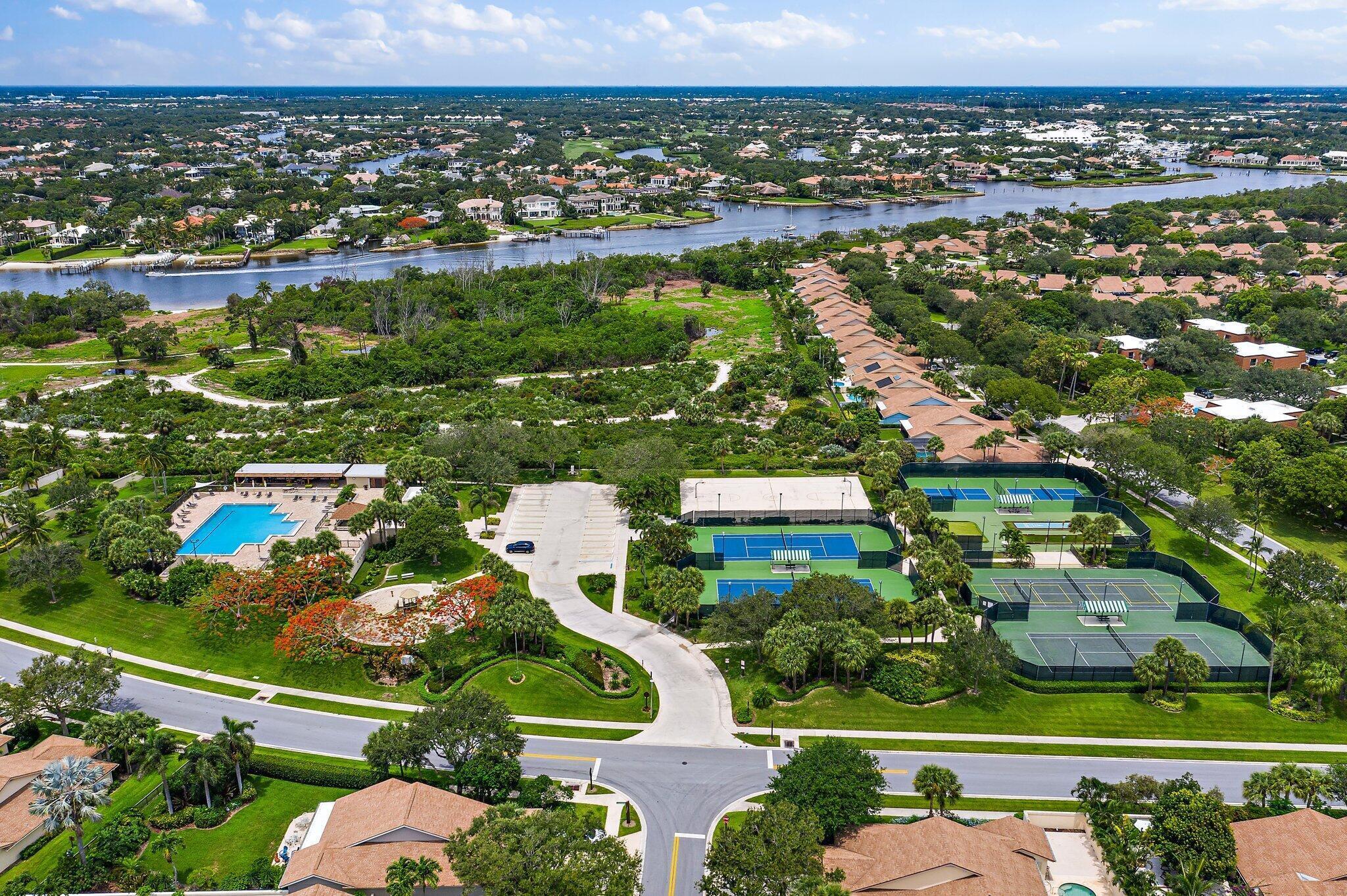 BLUFFS RIVER NORTH - Residential Lease