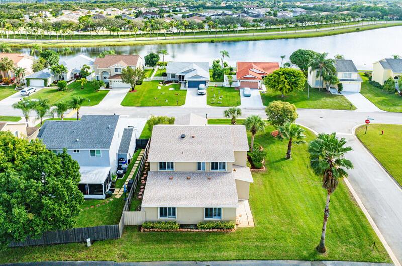 STRATHMORE ESTATES - Residential