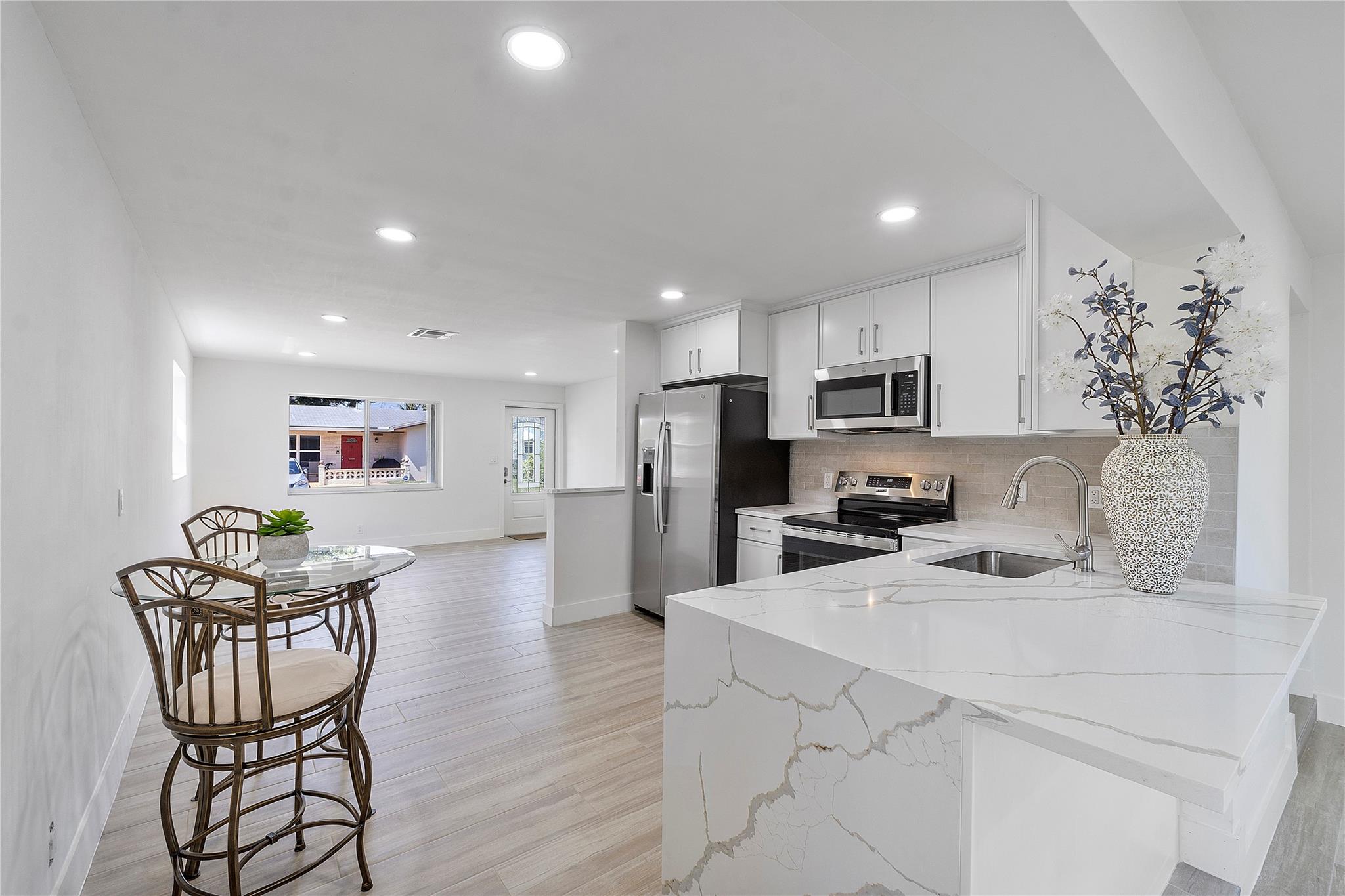MAINLANDS OF TAMARAC LAKE - Residential
