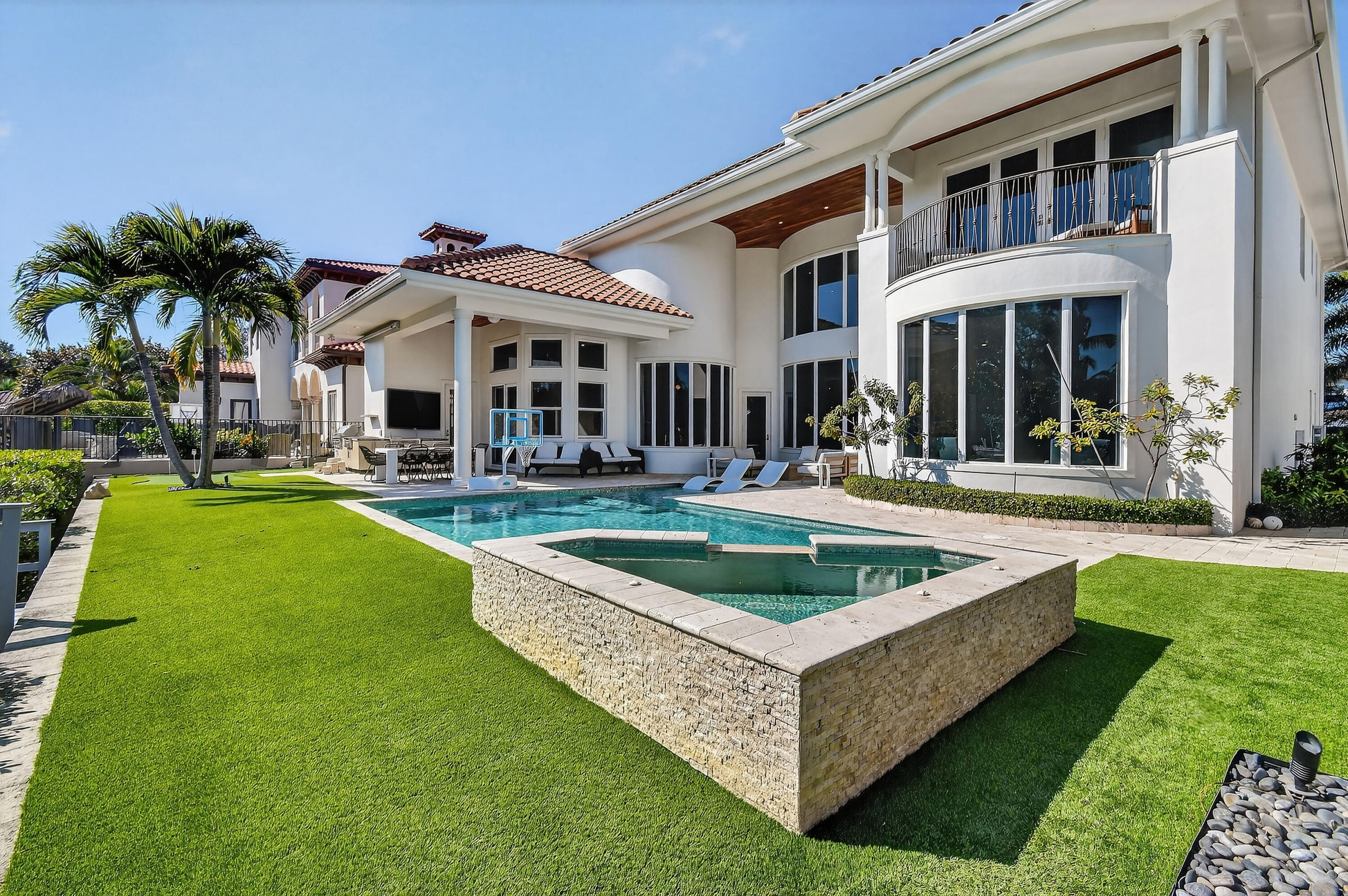 INTRACOASTAL PARK - Residential