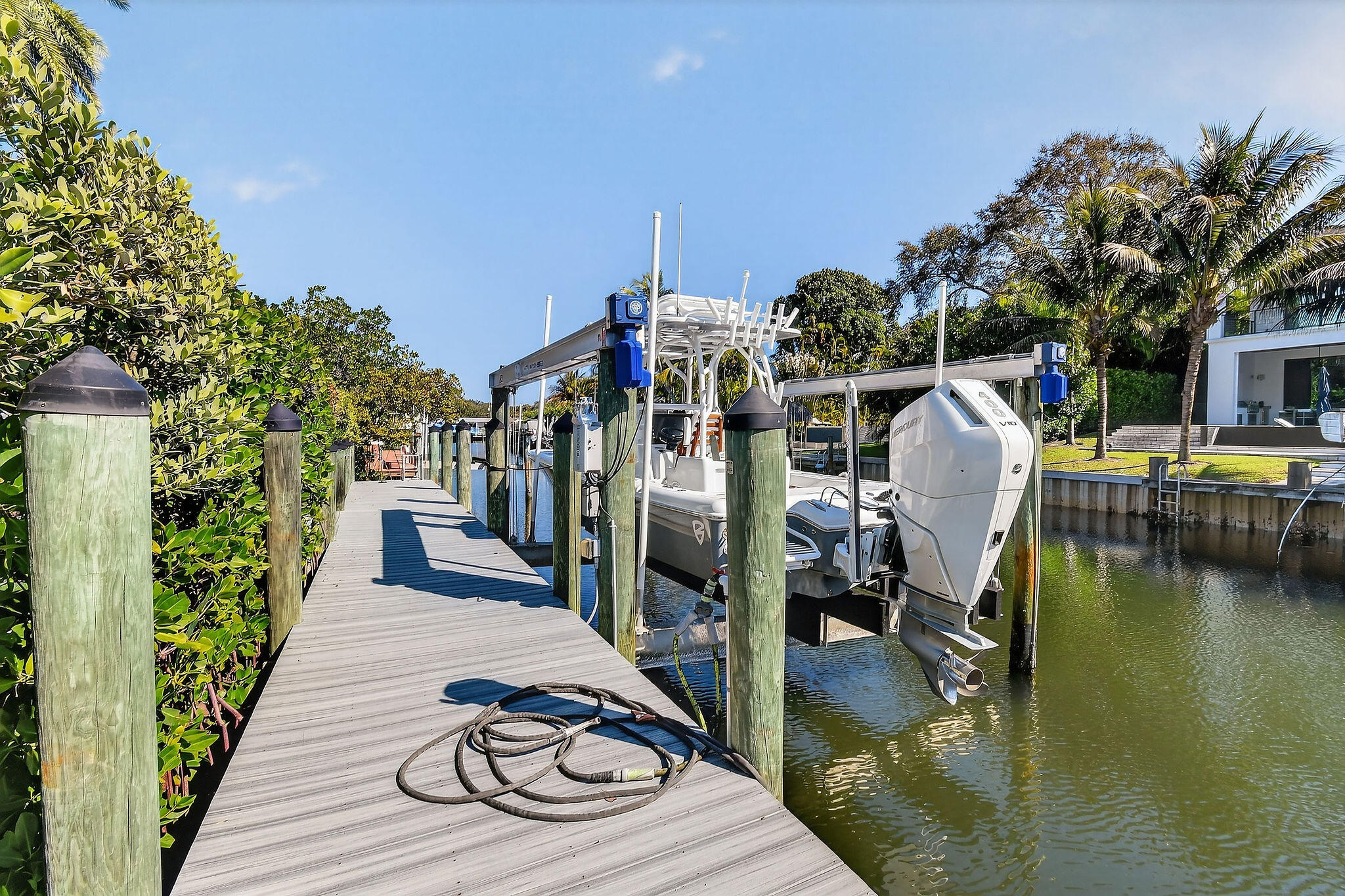 INTRACOASTAL PARK - Residential