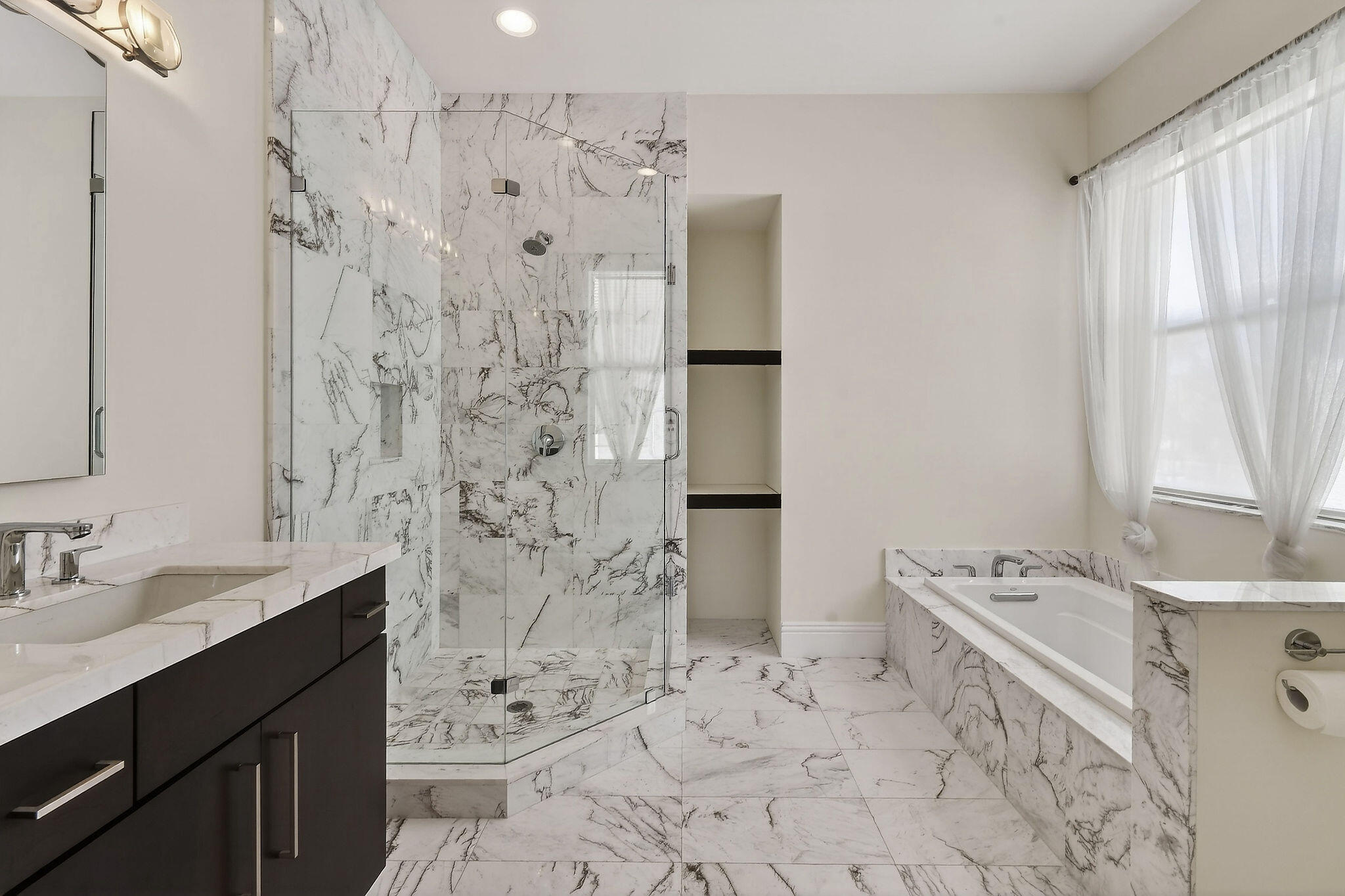 INTRACOASTAL PARK - Residential