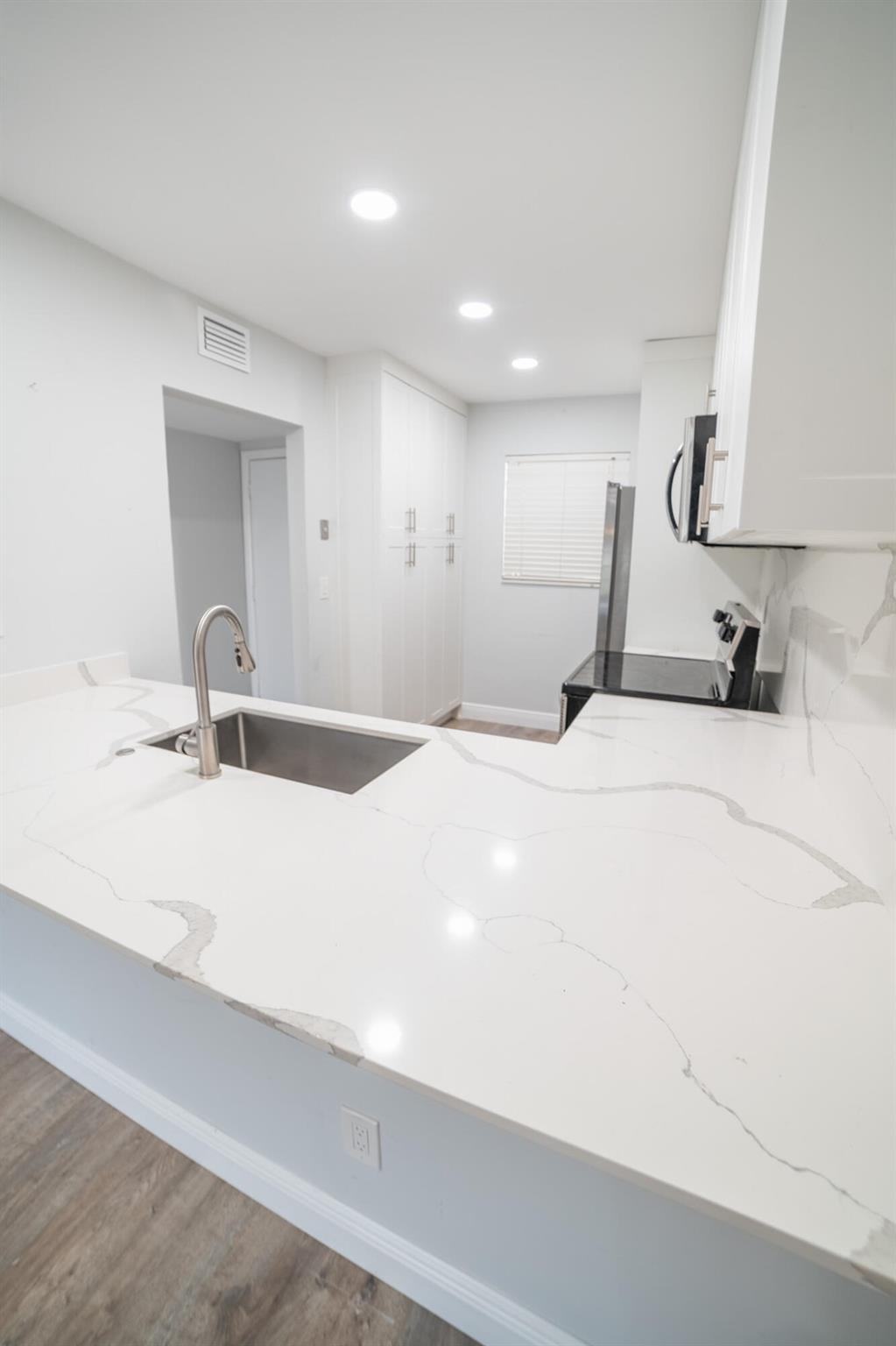 GOLDEN LAKES VILLAGE CONDO 1 THRU 13-A - Residential