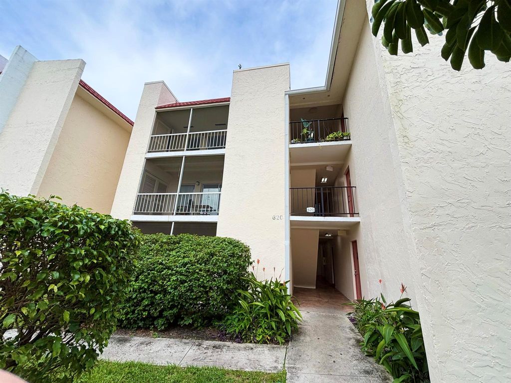 Photo of 620 NW 13th Street #11, Boca Raton, FL 33486 (MLS # R11129944)