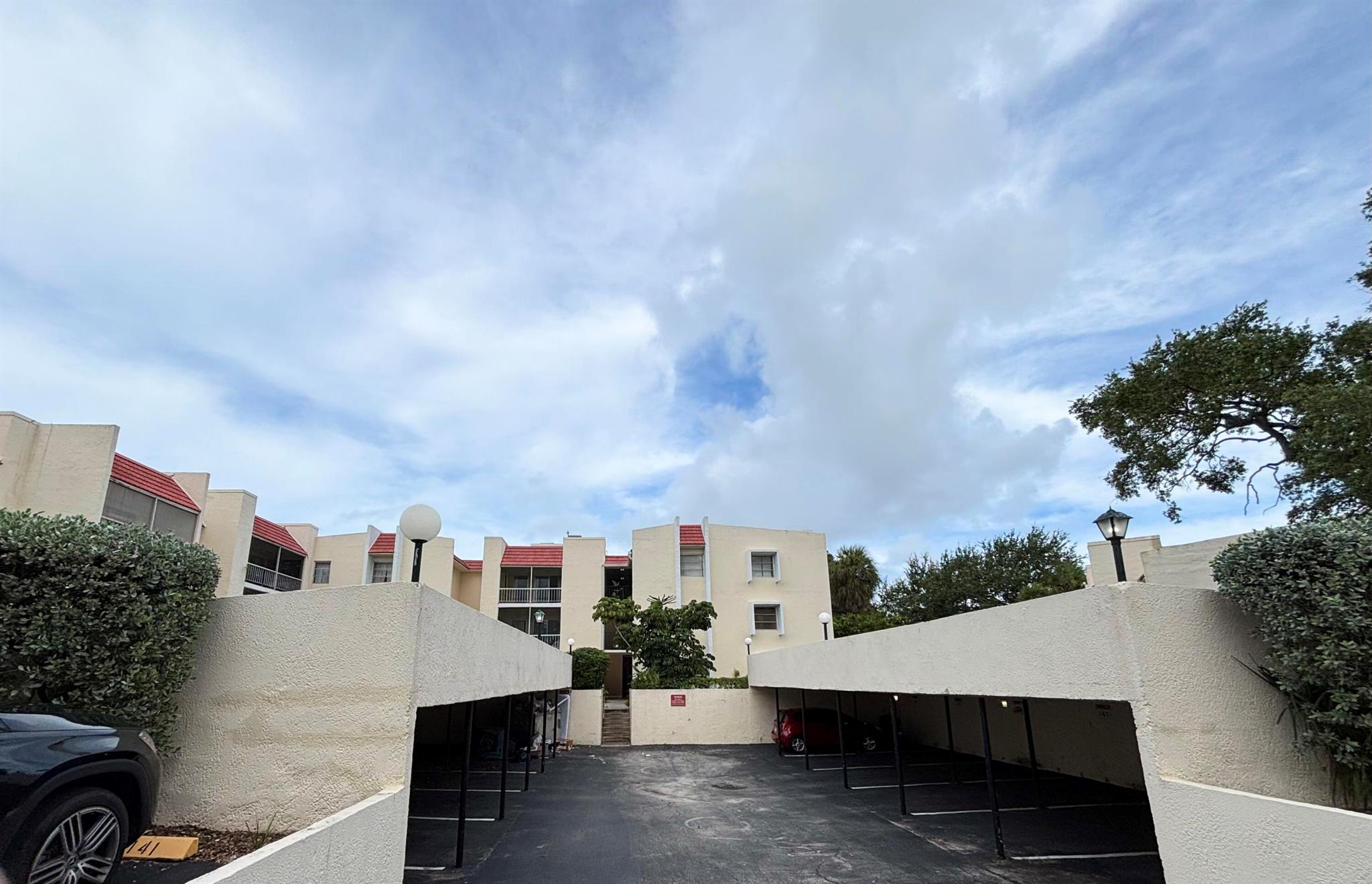 SPANISH OAKS CONDO - Residential