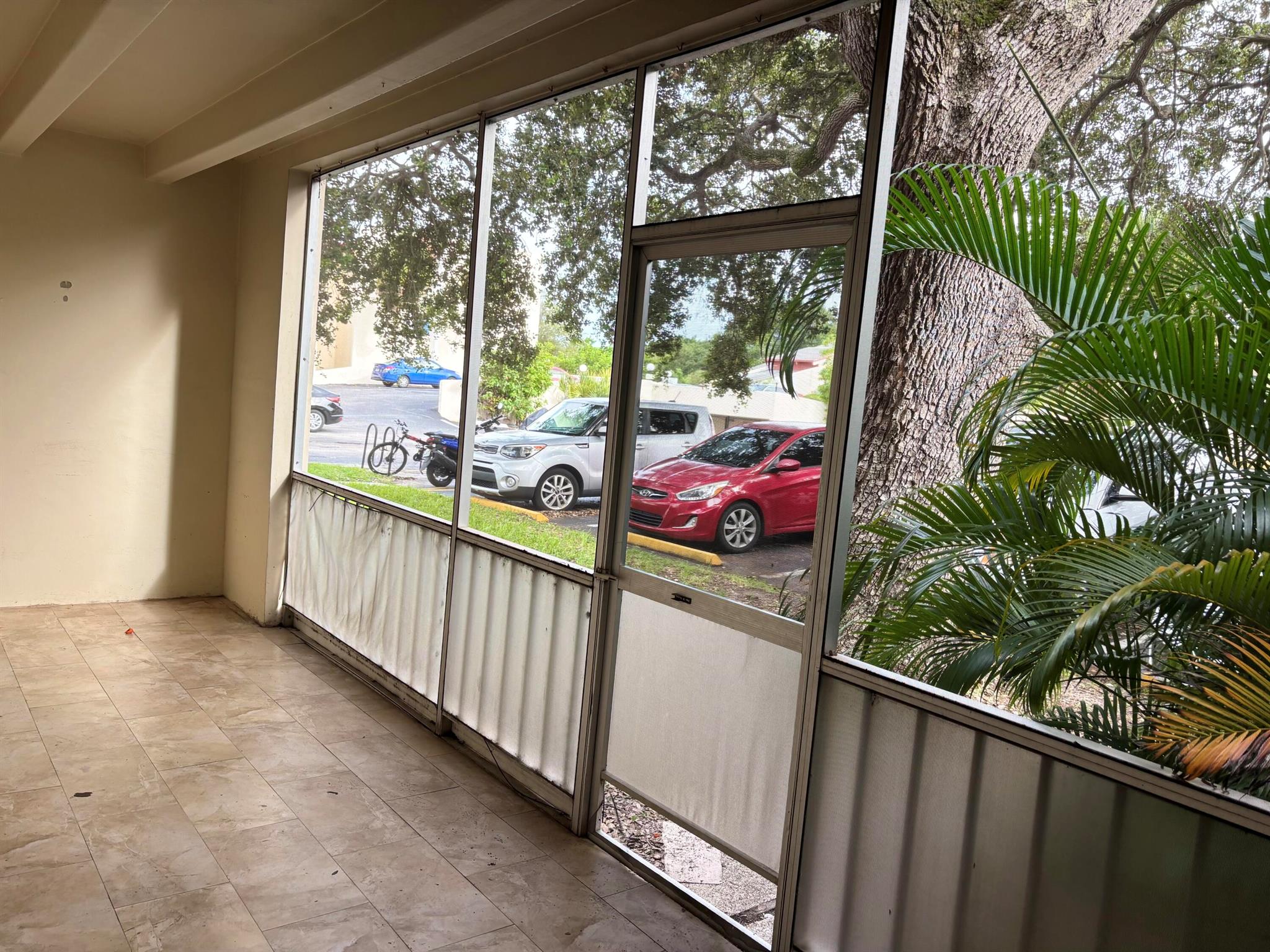 SPANISH OAKS CONDO - Residential