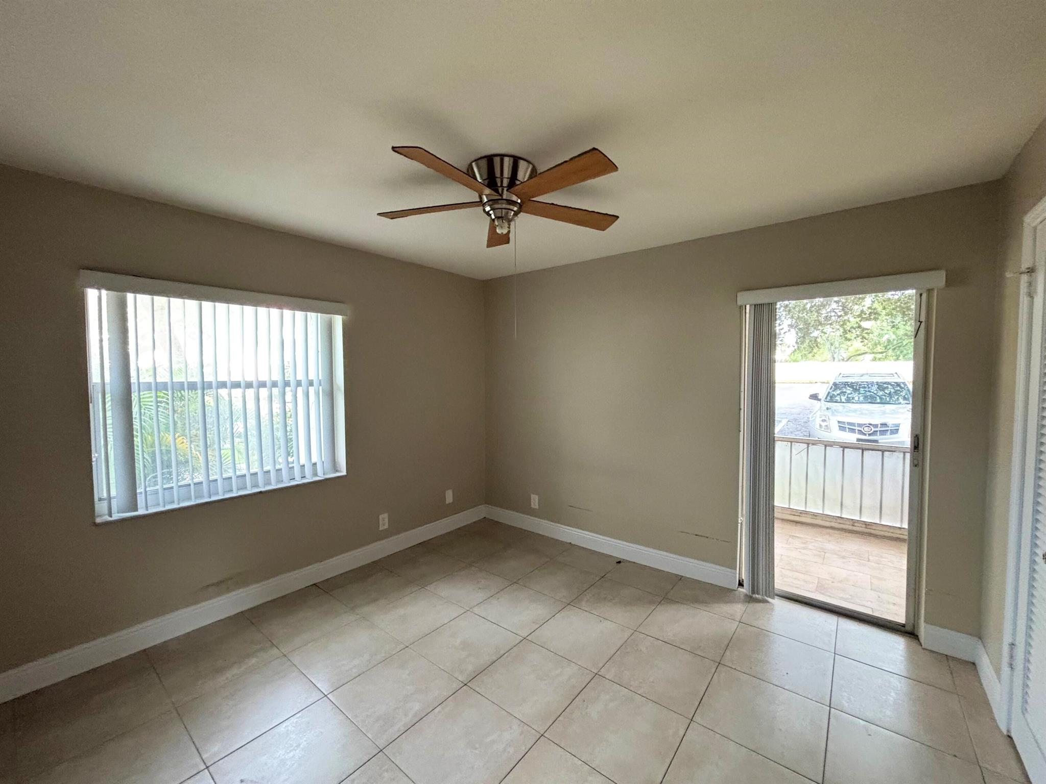 SPANISH OAKS CONDO - Residential