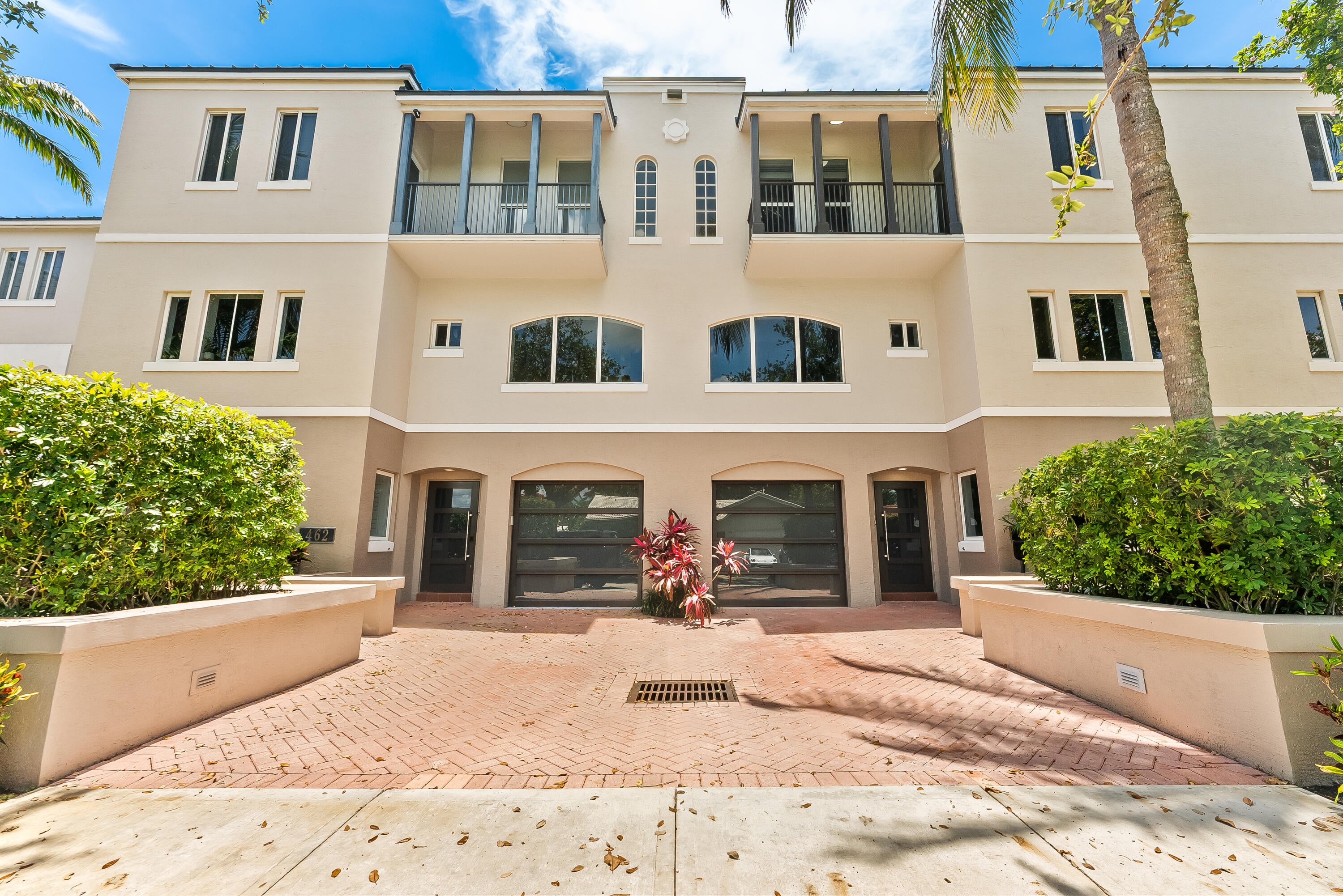 456 E Boca Raton Road