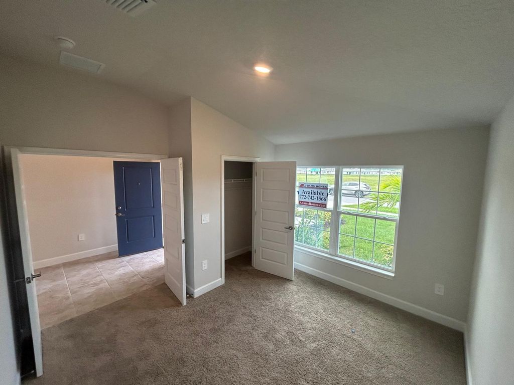 Photo of 5208 Vespera Street, Fort Pierce, FL 34951 (MLS # R11002093)