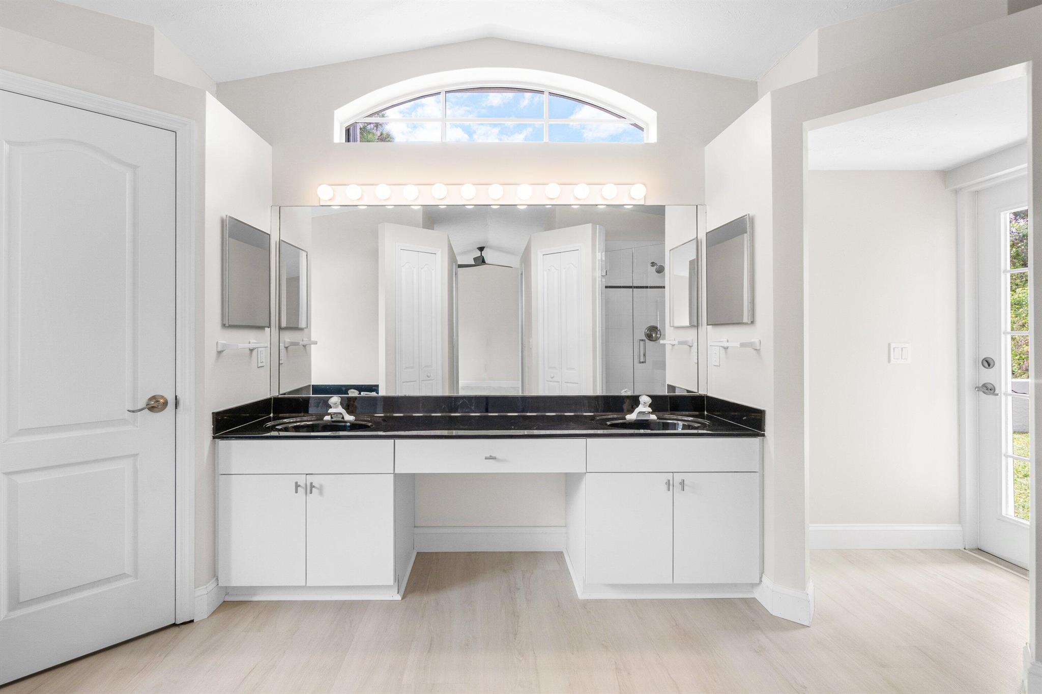 Oleander Pines - Residential