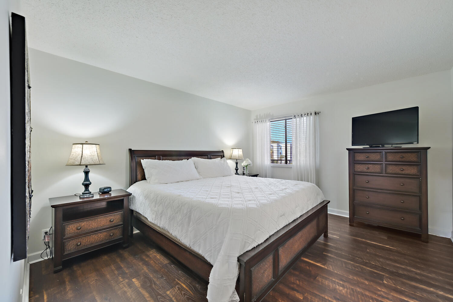 SEA RISE CONDO - Residential