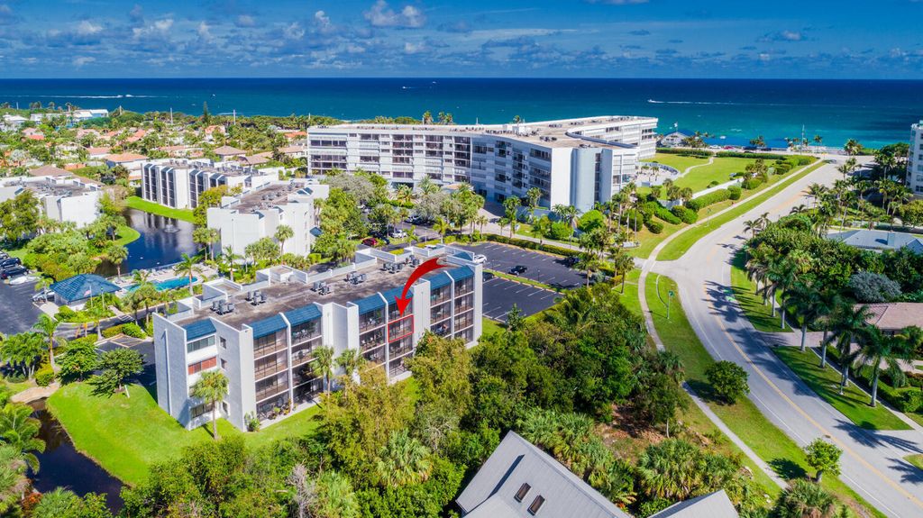 Photo of 1605 S Us Highway 1 #F303, Jupiter, FL 33477 (MLS # B26002905)