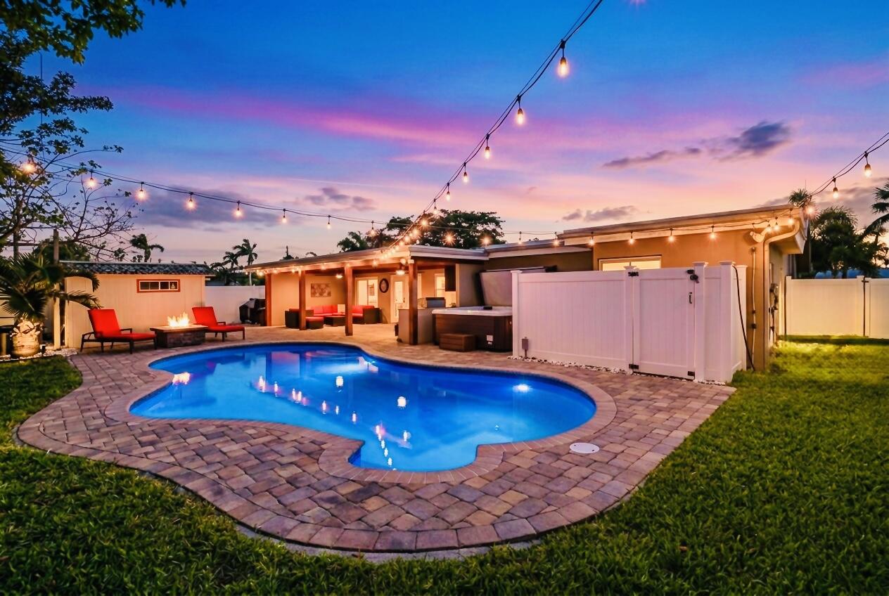 1066 SW 27th Place