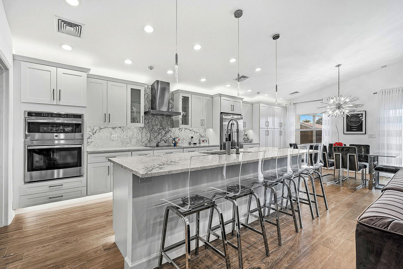 VENETIAN ISLES - Residential