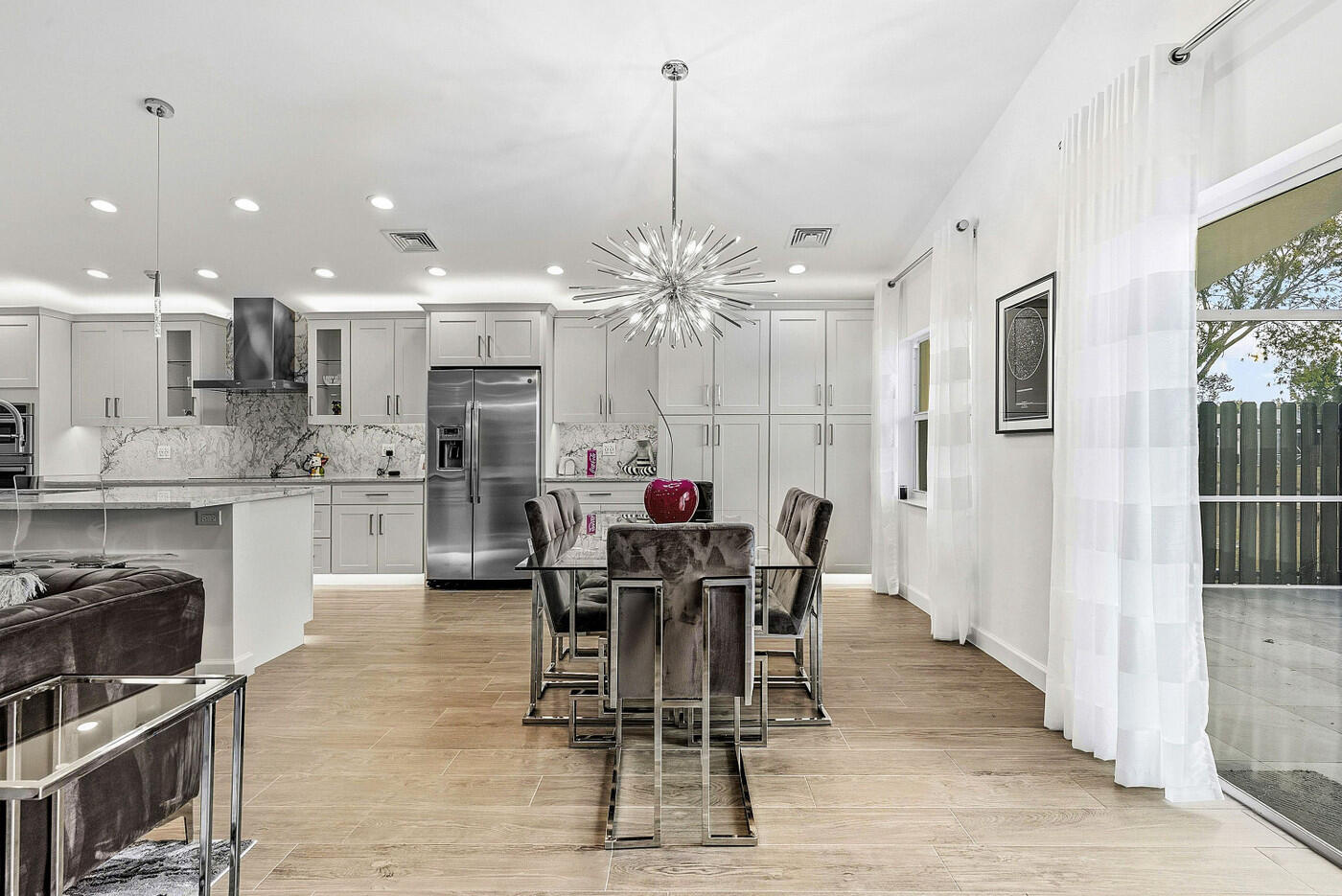 VENETIAN ISLES - Residential