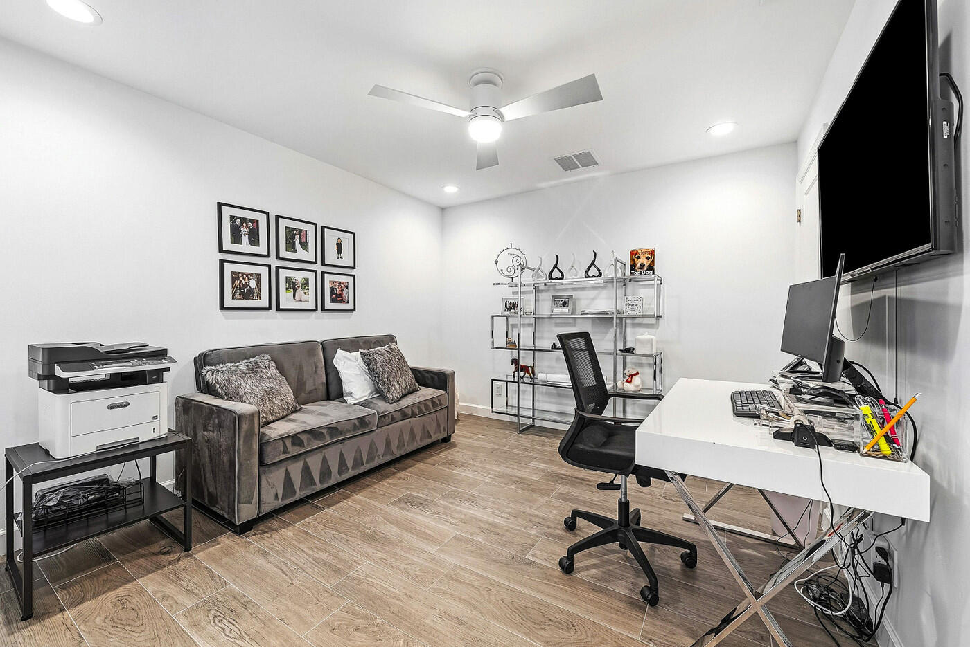 VENETIAN ISLES - Residential