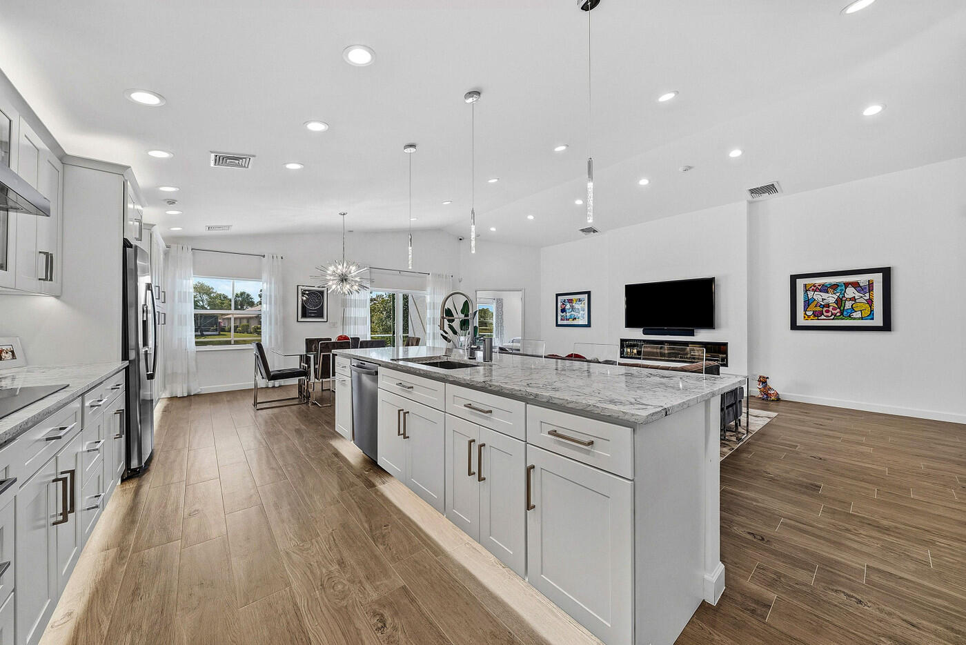 VENETIAN ISLES - Residential