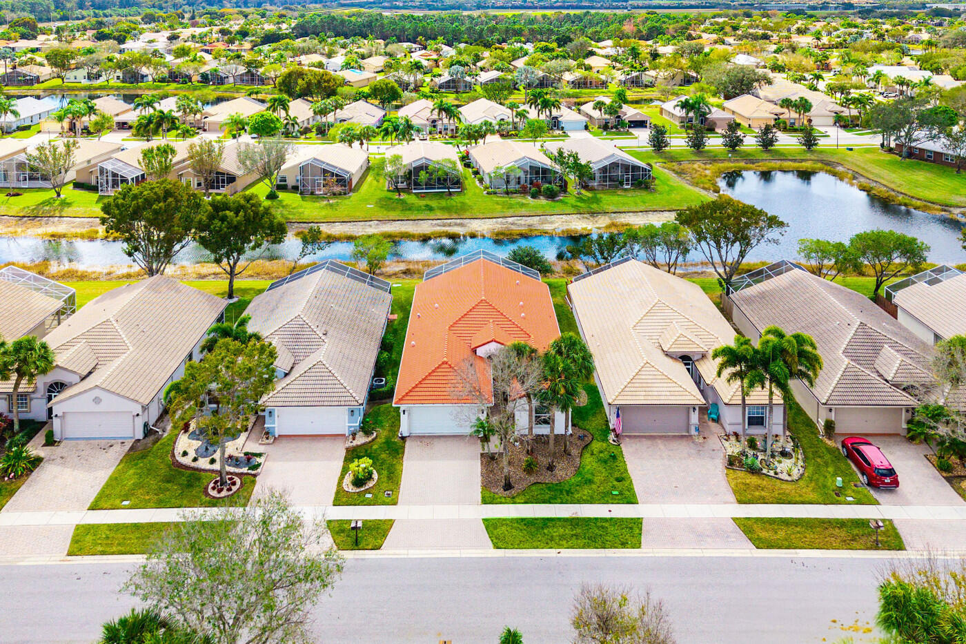 VENETIAN ISLES - Residential