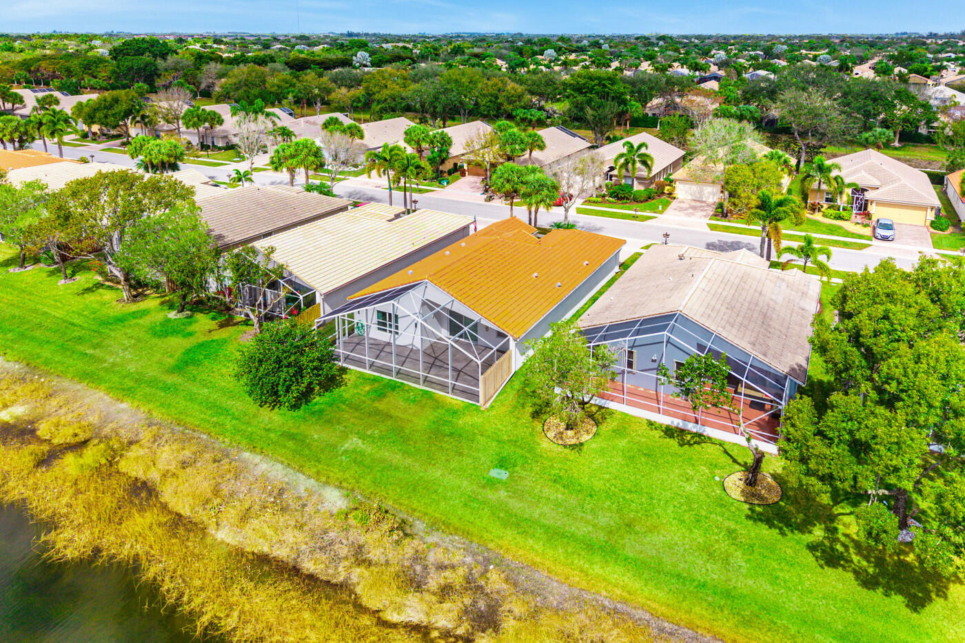 VENETIAN ISLES - Residential