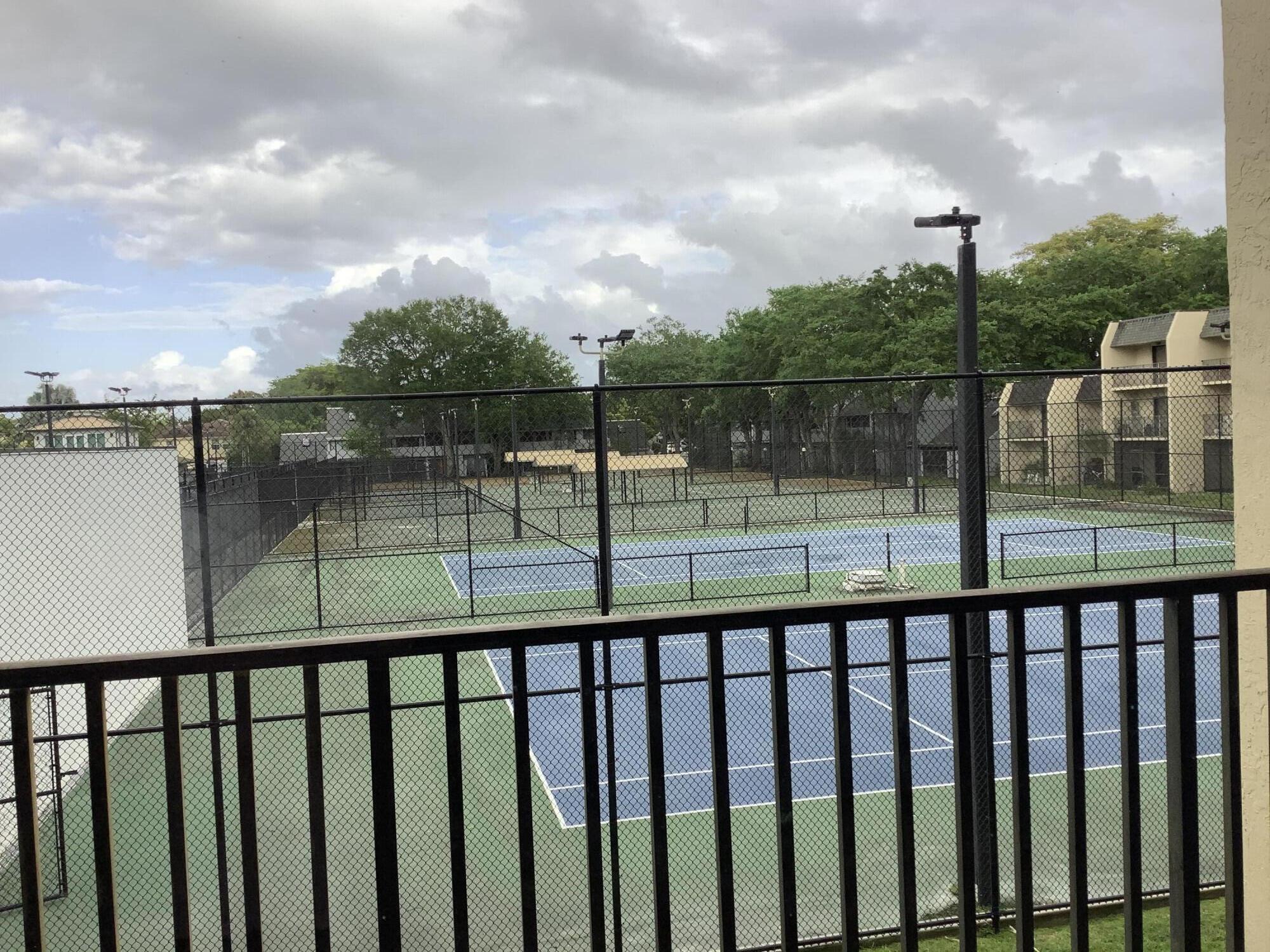 RACQUET CLUB OF DEER CREEK - Residential