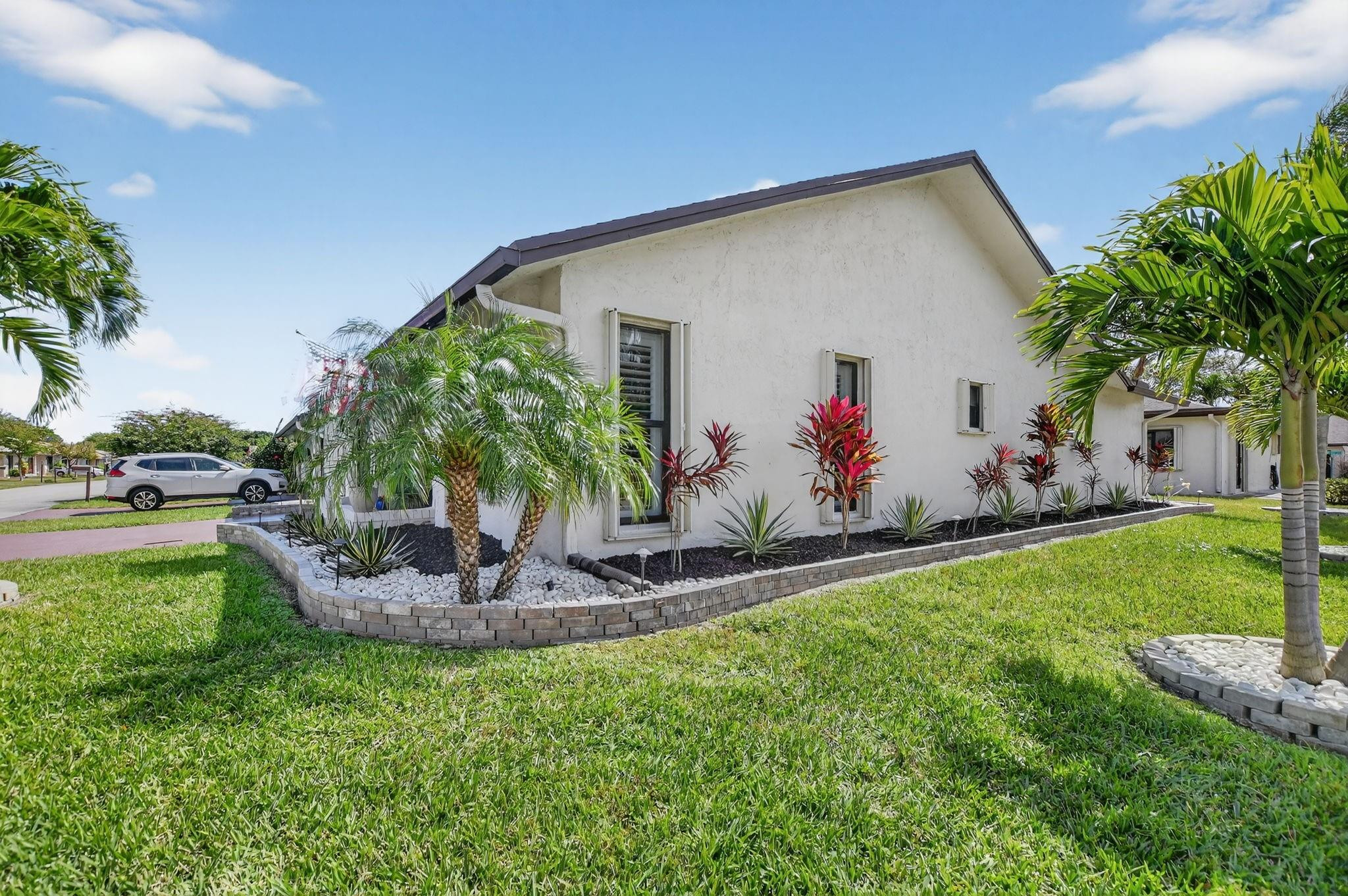 The Meadows Of Crystal Lk - Residential