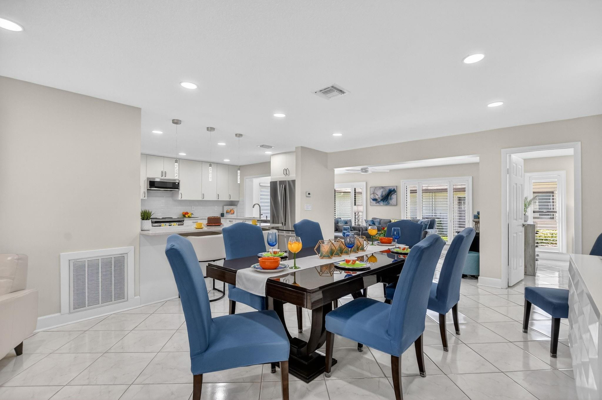 The Meadows Of Crystal Lk - Residential