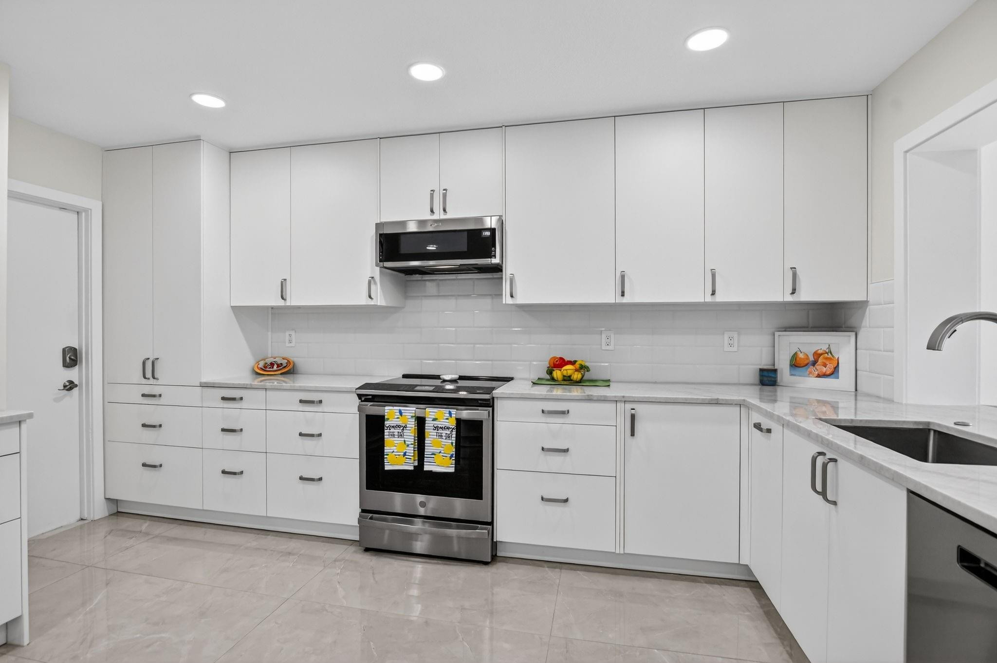 The Meadows Of Crystal Lk - Residential