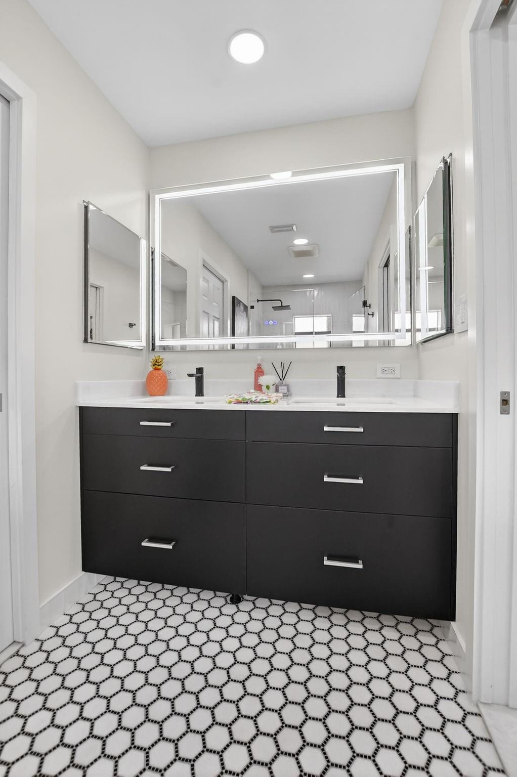 The Meadows Of Crystal Lk - Residential