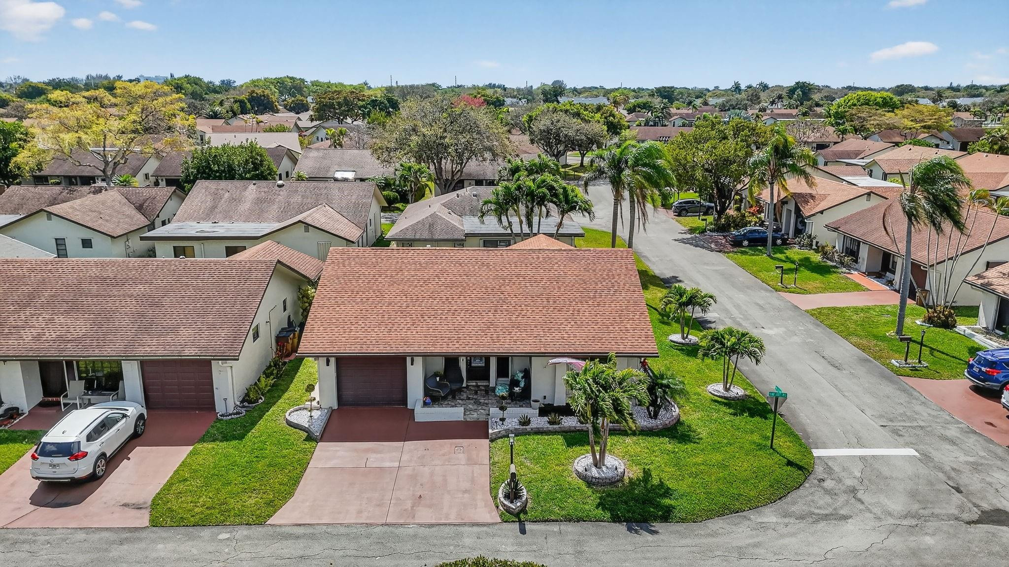 The Meadows Of Crystal Lk - Residential