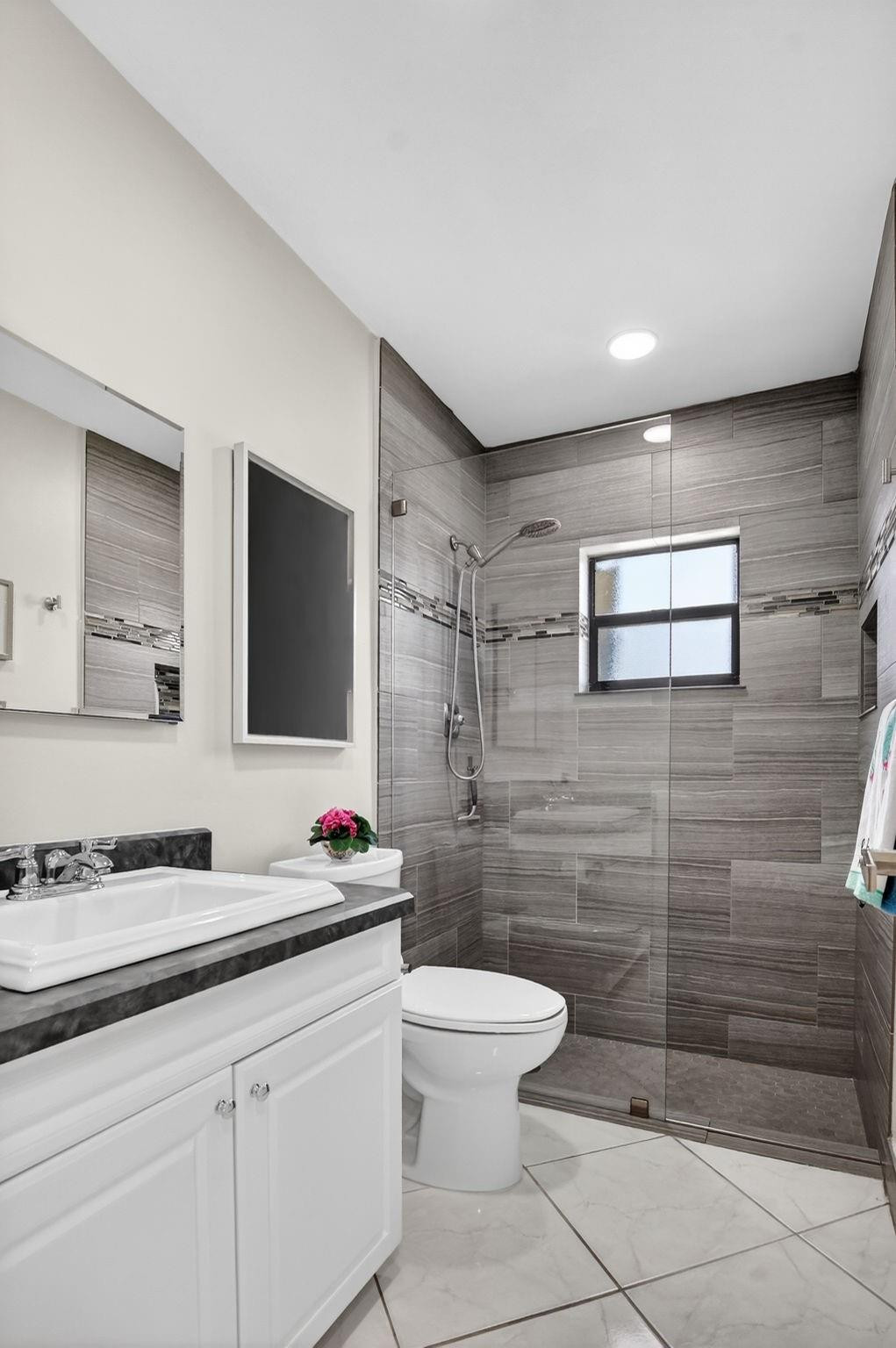 The Meadows Of Crystal Lk - Residential