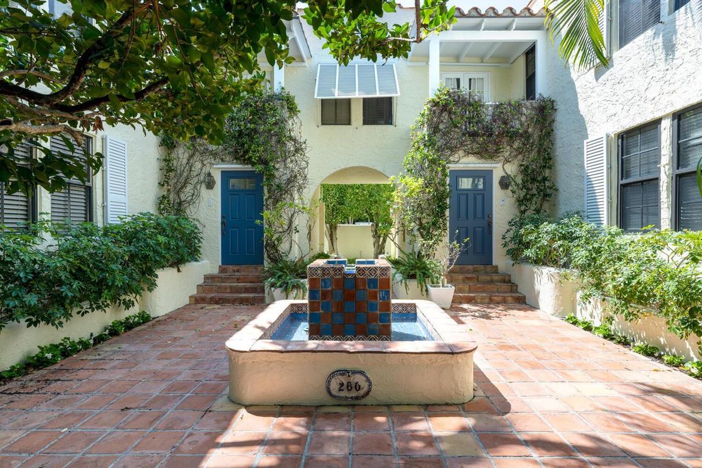 Photo of 260 Oleander Avenue #E3, Palm Beach, FL 33480 (MLS # R11070750)