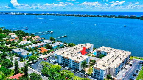 A home in Lake Worth Beach