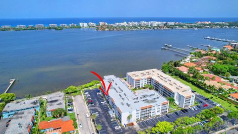 A home in Lake Worth Beach