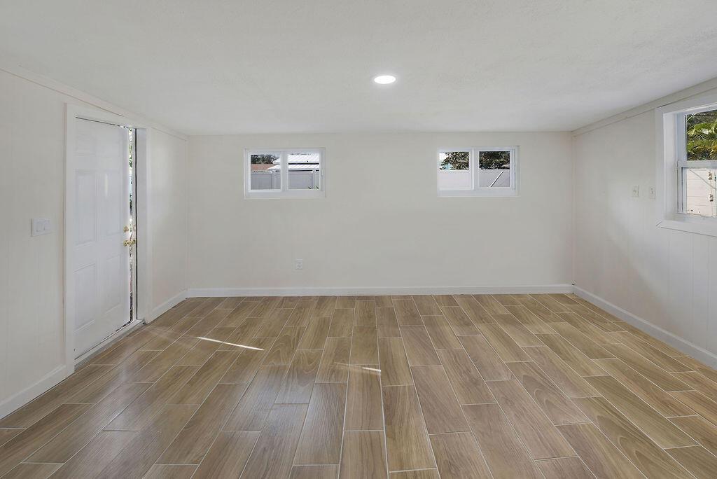 JUPITER RIVER ESTATES REP - Residential Lease