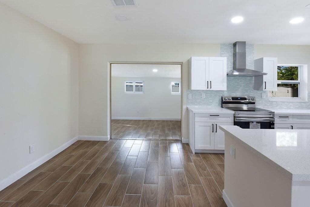 JUPITER RIVER ESTATES REP - Residential Lease