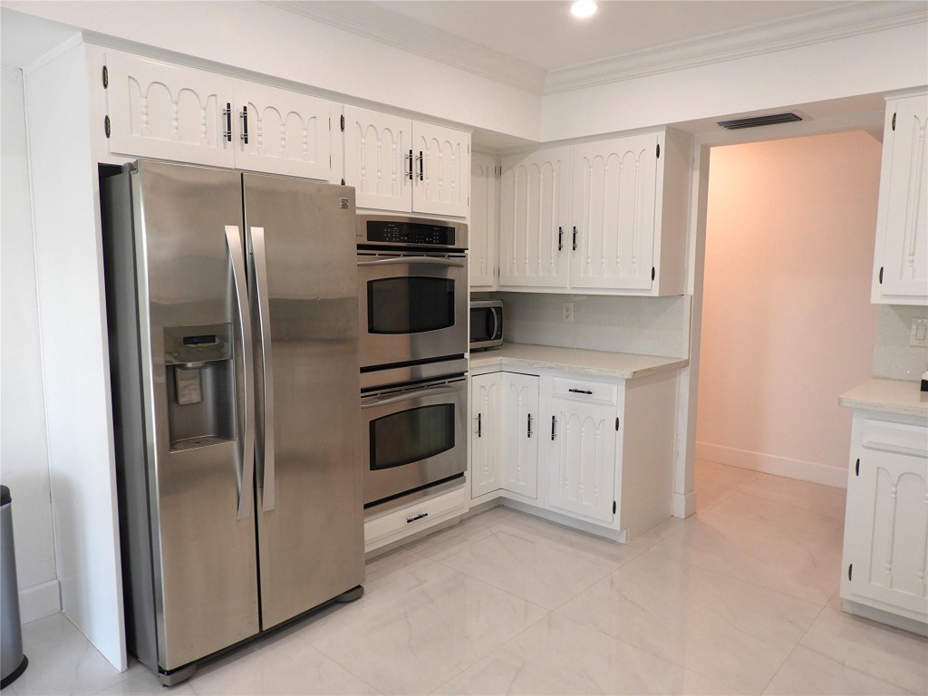 VENETIAN ISLES 2ND SEC - Residential Lease