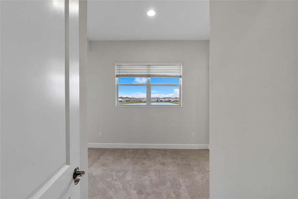 ORCHARDS OF WESTLAKE - Residential Lease